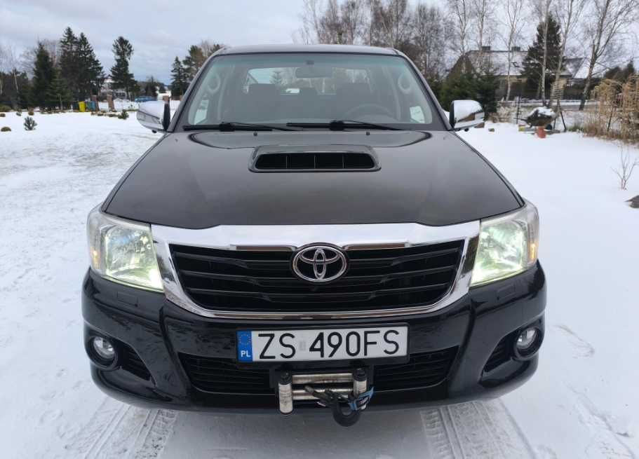 Бампер TOYOTA Hilux N10 розборка ТОЙОТА Хілюкс