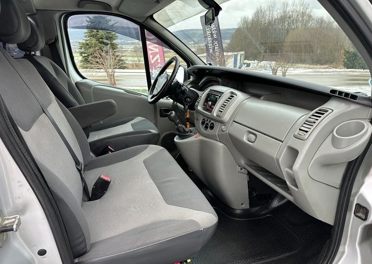 Renault Trafic Passenger