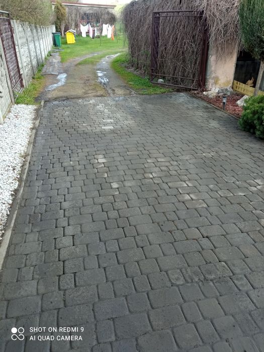 Mycie kostki brukowej i elewacji