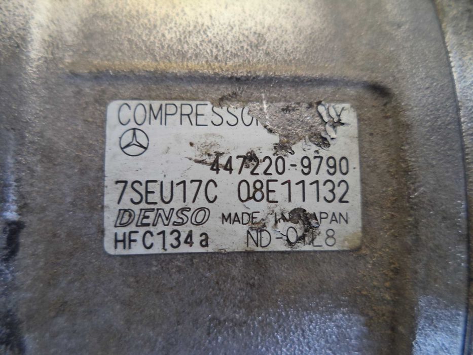 Компрессор кондиционера Mercedes C-Class (W203) (1,8) з 00-07 р.в.