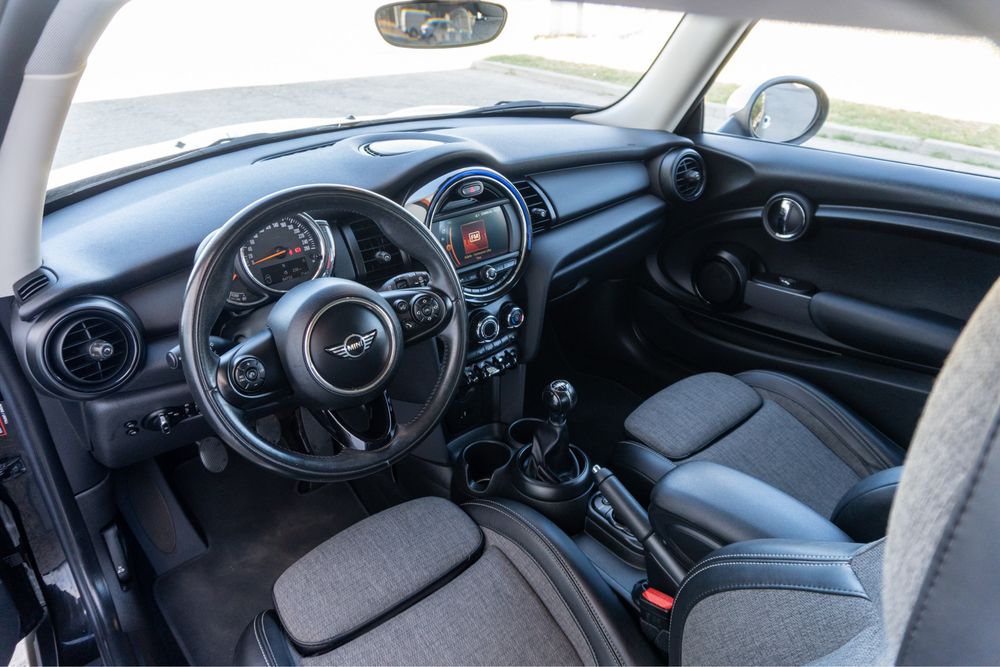 Mini  Cooper One D (desde 180€/mês financiamento)