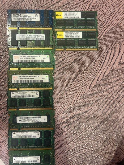Lote 9 Memórias RAM DDR2 SO-DIMM Portátil – 1GB / 2GB – PC2-5300S/6400S