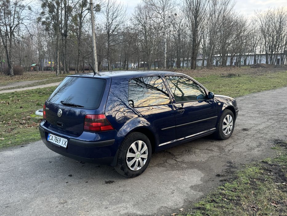 Продам Volkswagen Golf 4 1.4mpi