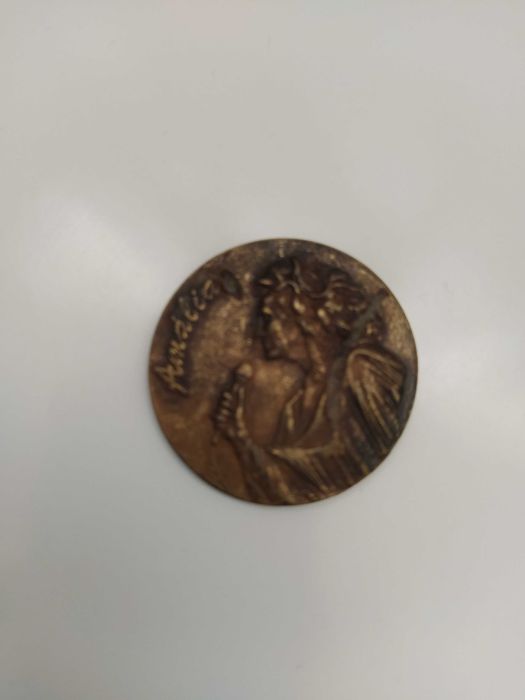 Commemorative Medal Honoring Amália Rodrigues