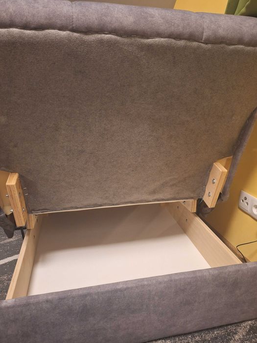 Rozkładana sofa, stan idealny