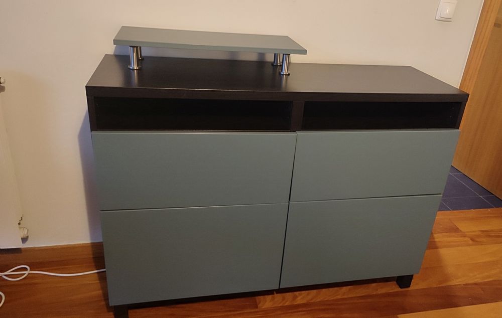 Aparador IKEA Besta