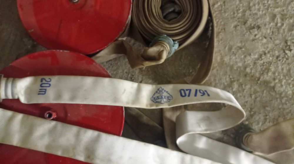 Продам пожарный шкаф (кран-комплект)