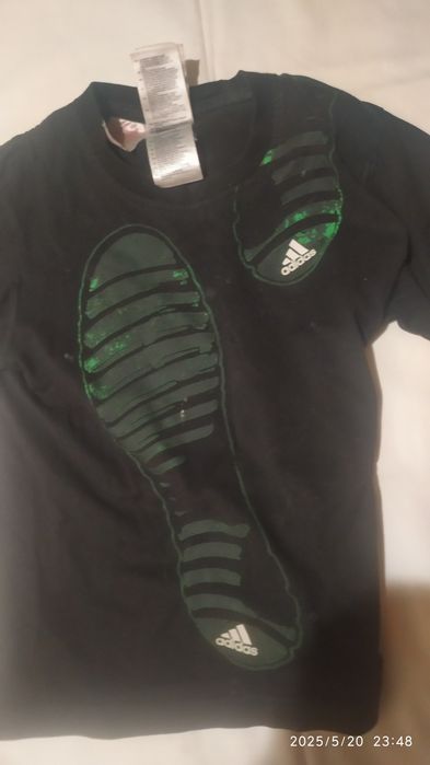 ADIDAS футболка на мальчика
