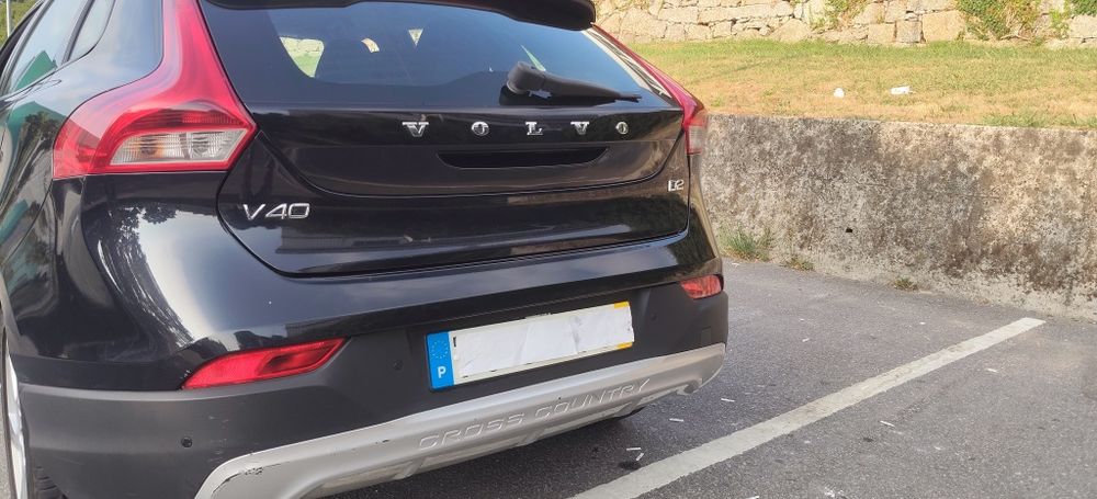 Volvo V40 cross Crountry — photo 4