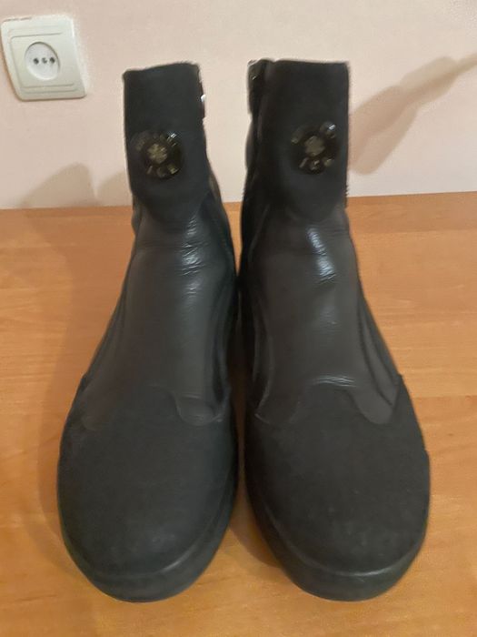 Зимові чоловічі черевики чорного кольору