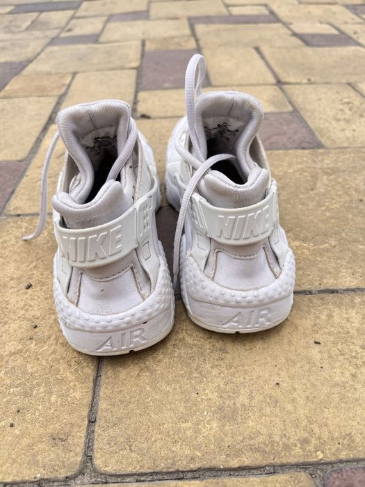 Кросівки жіночі Nike Air Huarache White