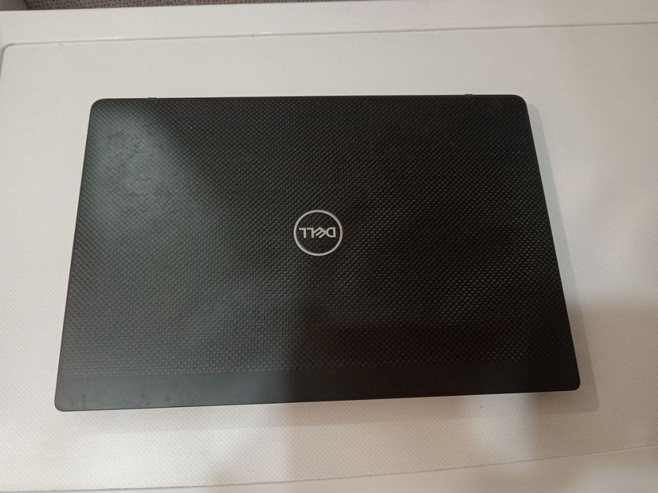 Ноутбук Dell Latitude 7300 — i7 / 16GB / 256GB SSD
