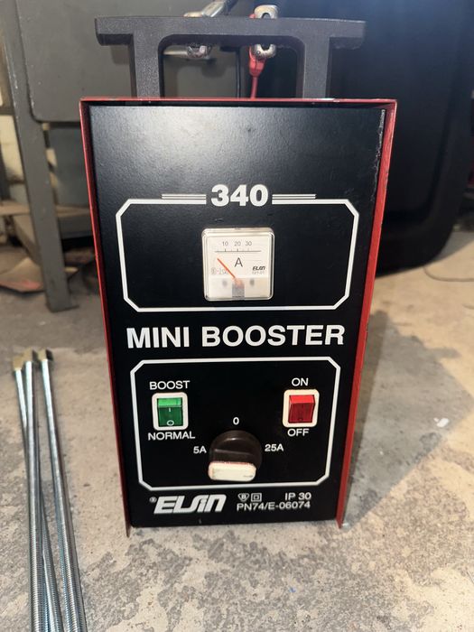 Mini booster, prostownik 340 dobra moc
