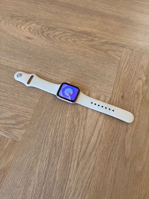 Idealny Apple Watch SE 40 mm GOLD!