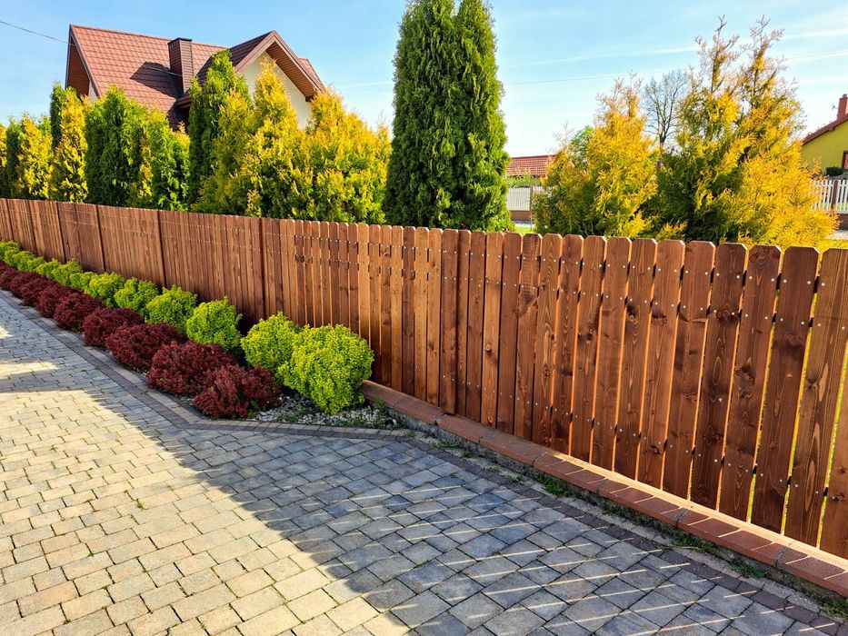 Drewniane płoty ze sztachet sztachety płoty drewniane panelowe