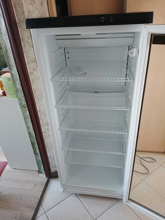 Sprzedam lodówkę/witrynę chłodniczą