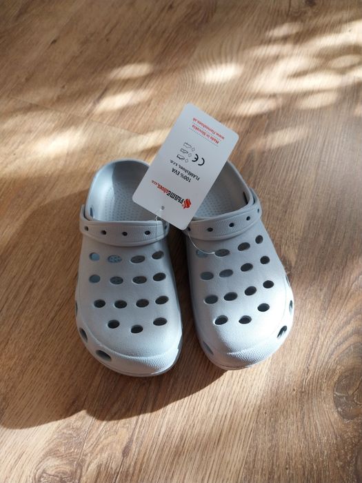 Kroksy klapki gumiaki rozm.32 szare NOWE