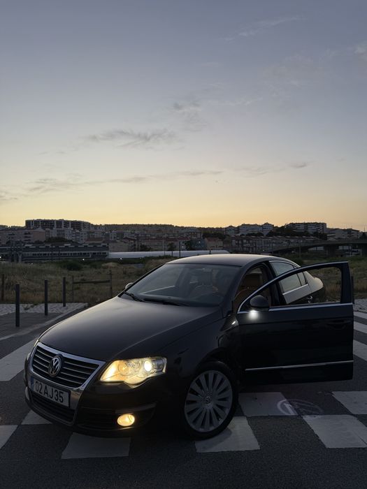 Venda urgente Volkswagen Passat B6 2.0 TDI Highline CarPlay/Android Auto