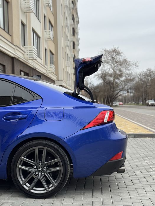 Lexus IS 250 AWD F-Sport 2015