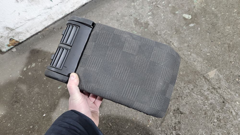 Podłokietnik welurowy opel vectra c signum GTS szmaciany