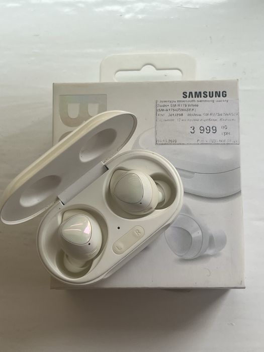 Bluetooth навушники оригінальні. Samsung Buds +