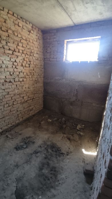 Продаж будинку на 2 входи, 12 сот. зем., Луцьк.