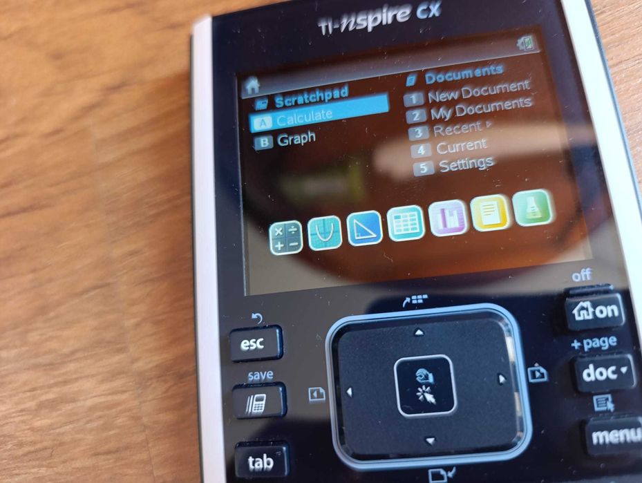 Kalkulator naukowy Texas Instruments TI nspire CX  do klas IB