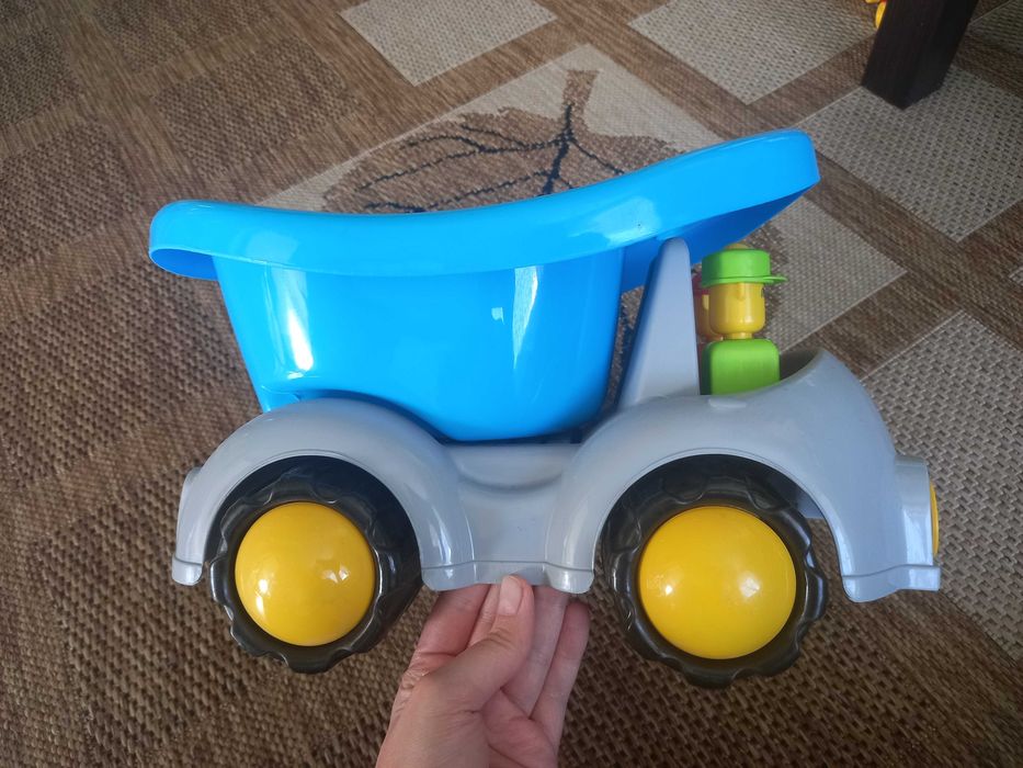 Auto Wywrotka duża
