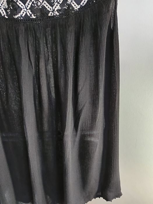 Blusa em branco e preto S. Da Zara. Sem uso.