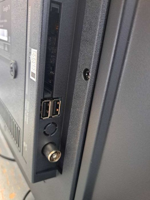 Смарт телевізор Самсунг 34' 82см GoogleTV, 4K, WIFI +голосовий пульт