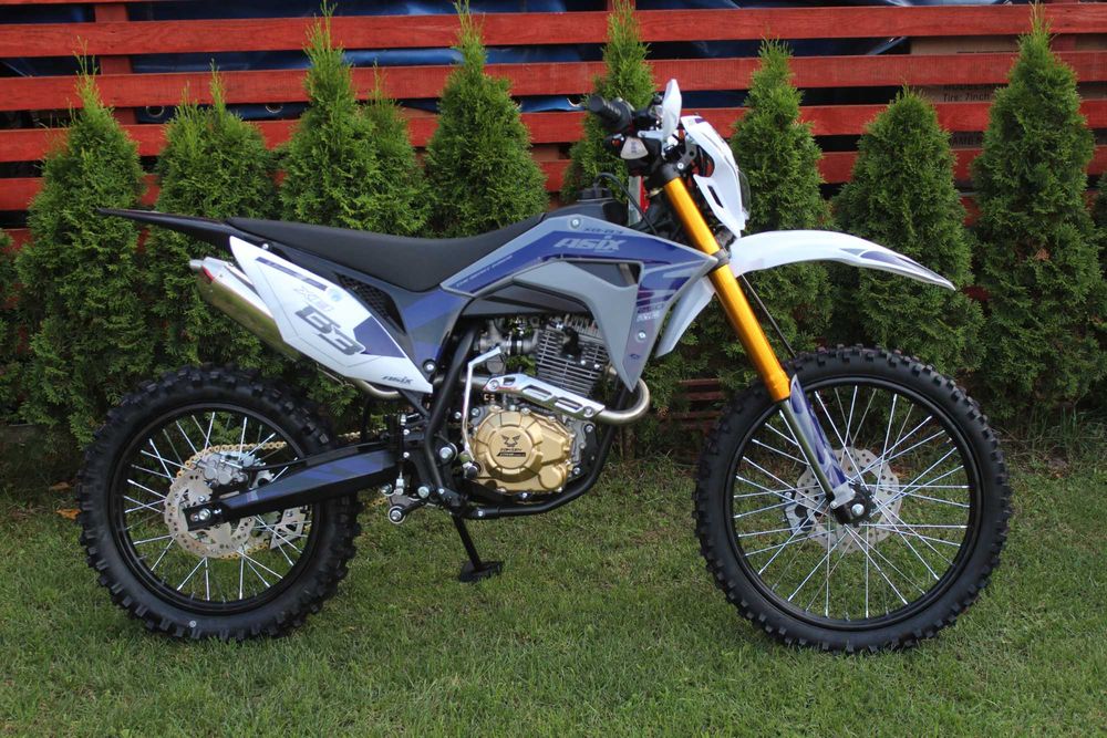 Cross ASIX 250 XB83 full rama koła 18/21 model 226 transport pod dom RATY na telefon