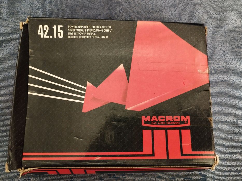 Amplificador de potência Macrom