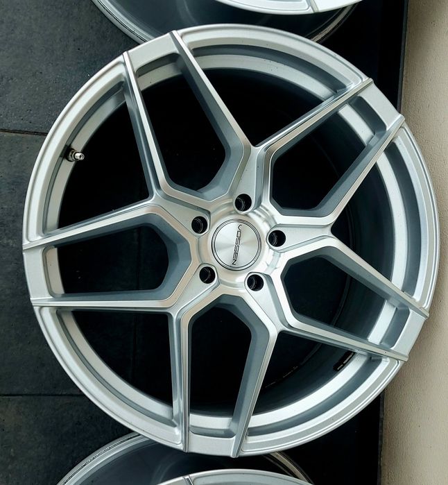 Alufelgi Japan Racing JR34  20 cali jak nowe 5x114.3