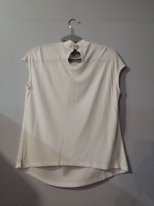 Biała bluzka z kołnierzem Mohito XS / S