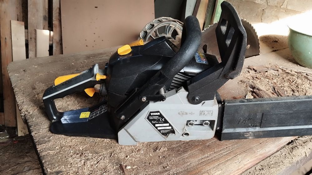 Piła spalinowa łańcuchowa