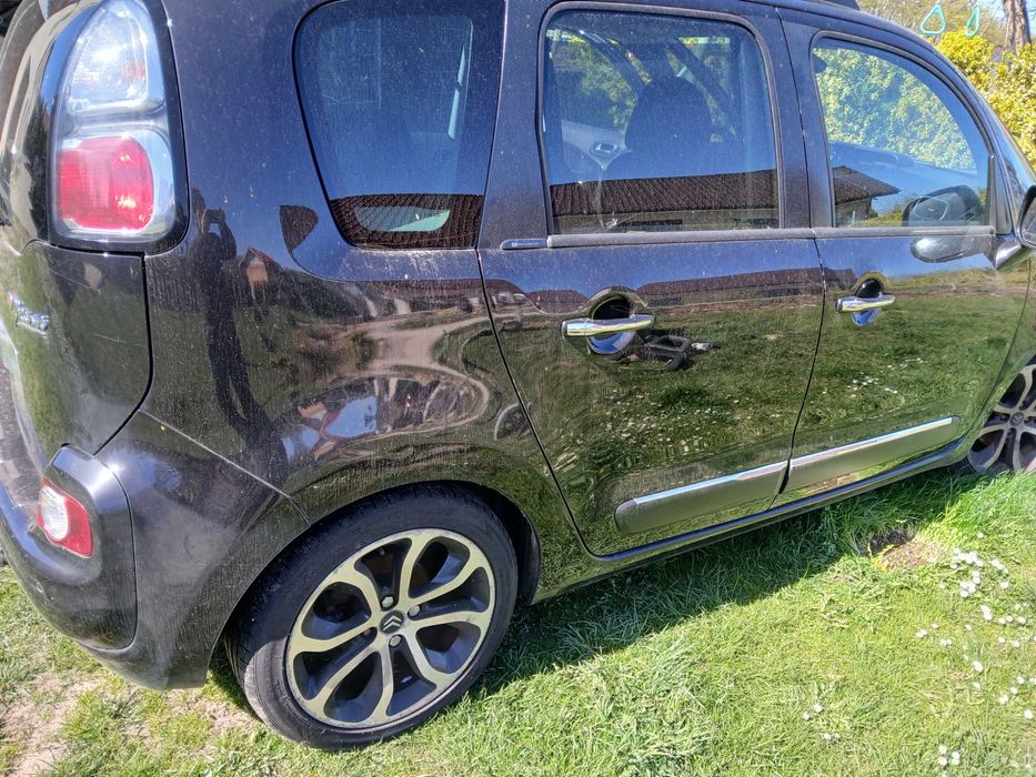 Citroen c3 picasso 1.6 benzyna na cześć 2011 rok