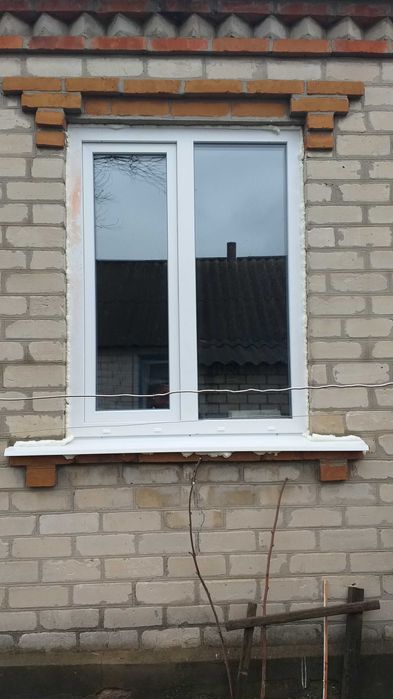 Продам будинок 76 м кв з літньою кухнею 37 м кв м. Ізюм, Харківської обл.
