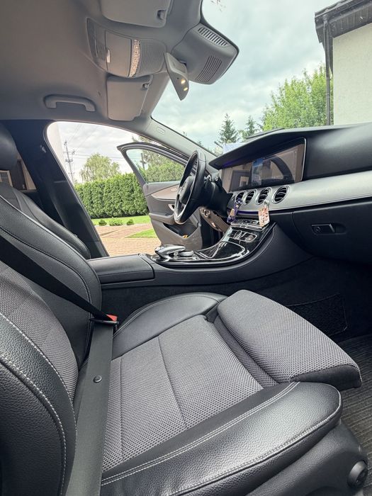 Mercedes-Benz E-klasa W213 E200D 9G Automat