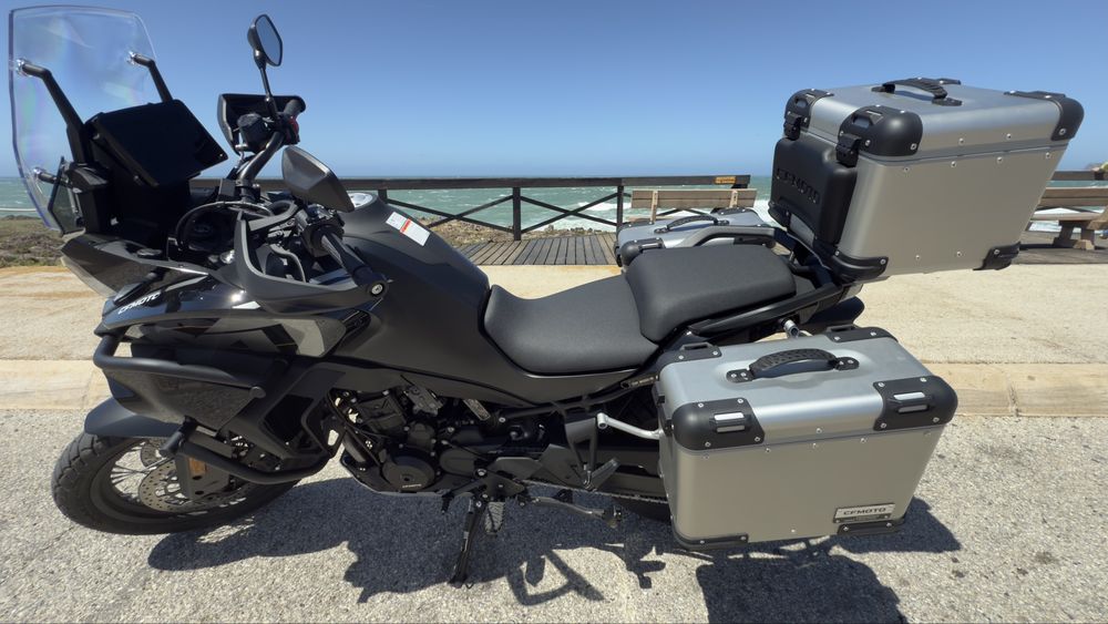 CF MOTO 800MT Explore