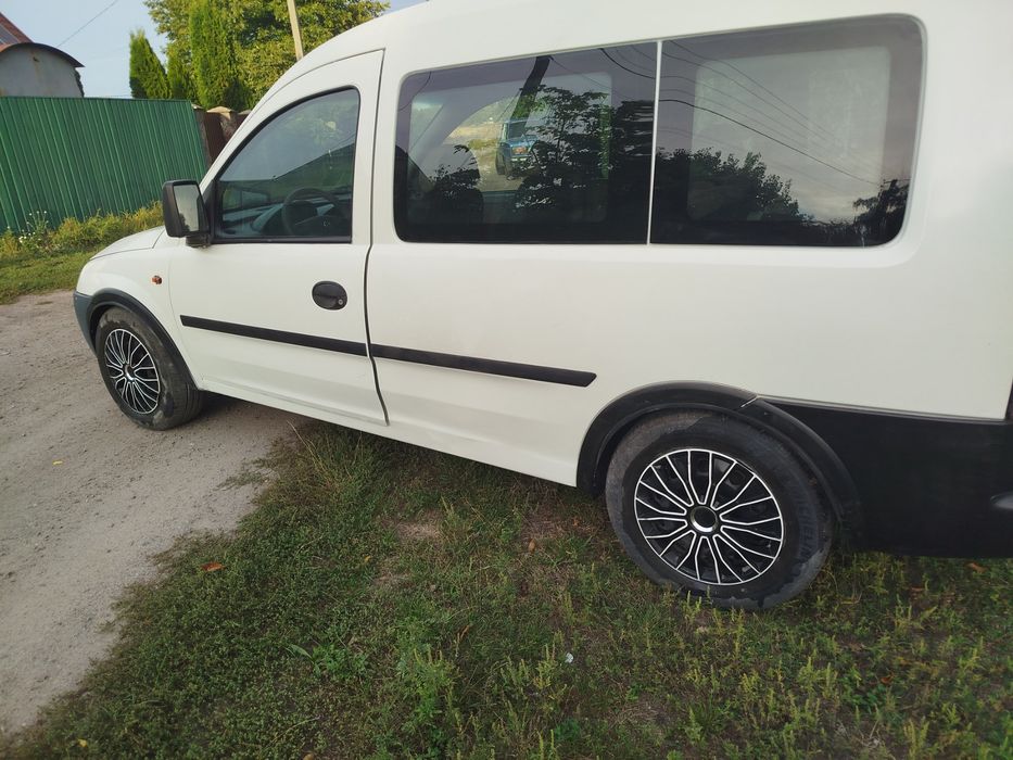 Опель комбо пасажир