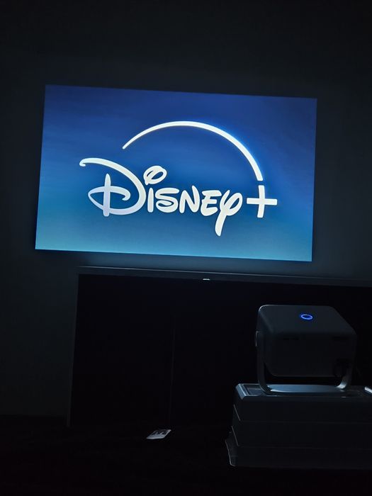 Jakościowy Projektor magcubic L018 rzutnik nowy