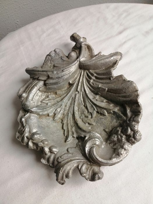 Stara popielnica/patera z aluminium