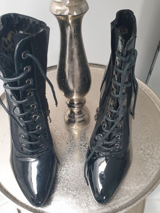 Botki dziewczęce 39 lakierowane czarne