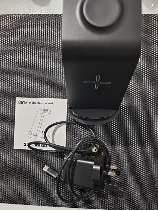 Ładowarka indukcyjna stacja 3 w 1 G618