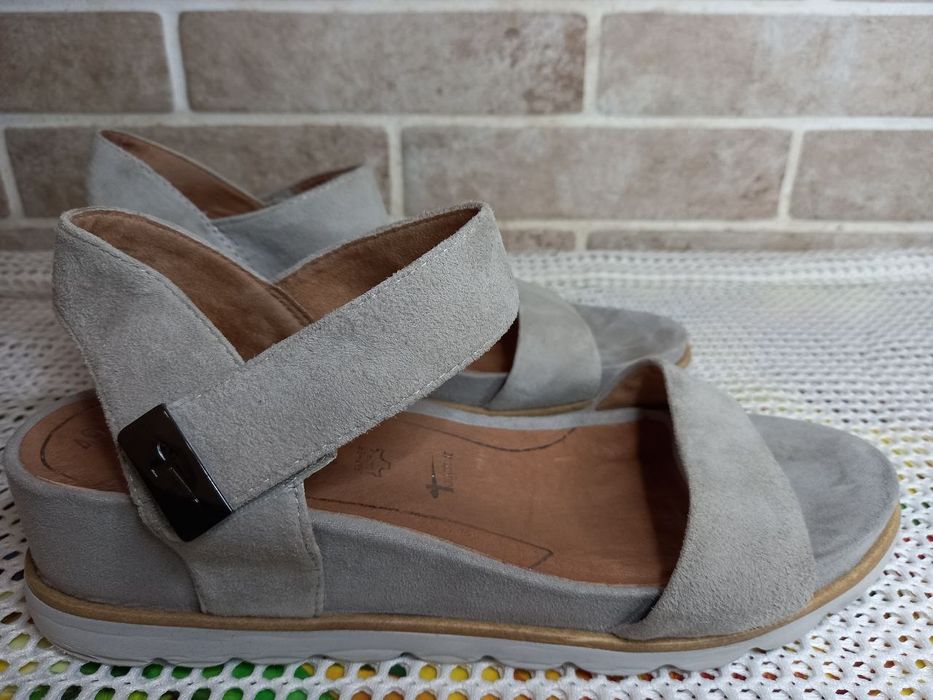 Босоножки Tamaris 40р