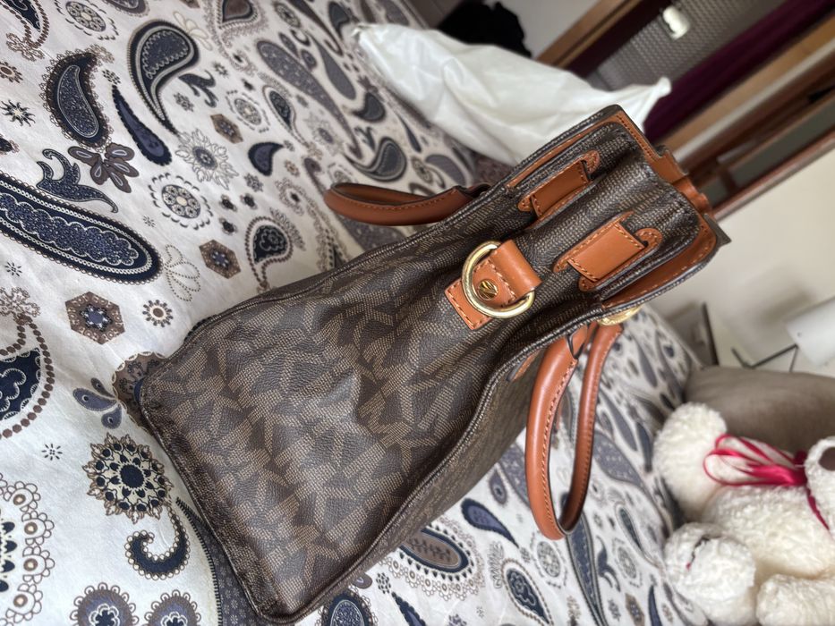 Mala Michael Kors