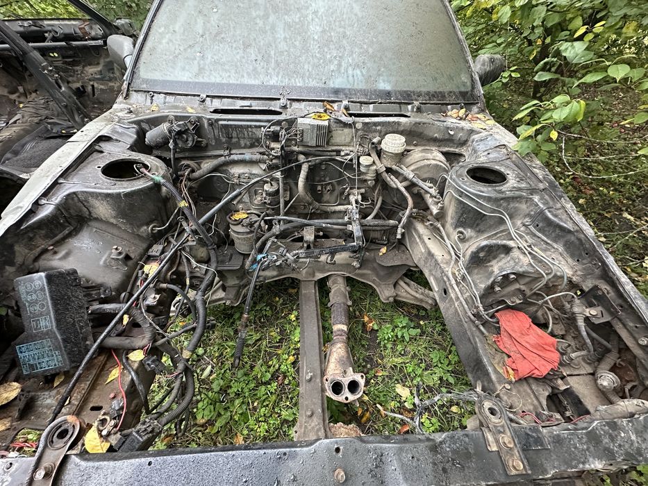 Продам кузова 2шт мітцубісі галант 1990