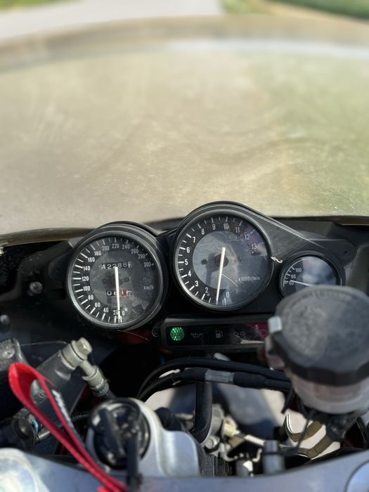 Yamaha Thunderace 1000r