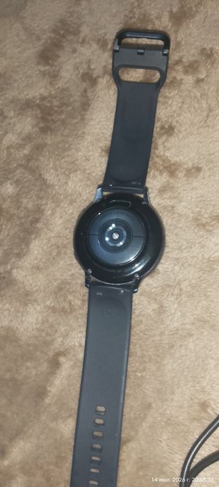 Продам часы Самсунг вотч 2  и зарядное