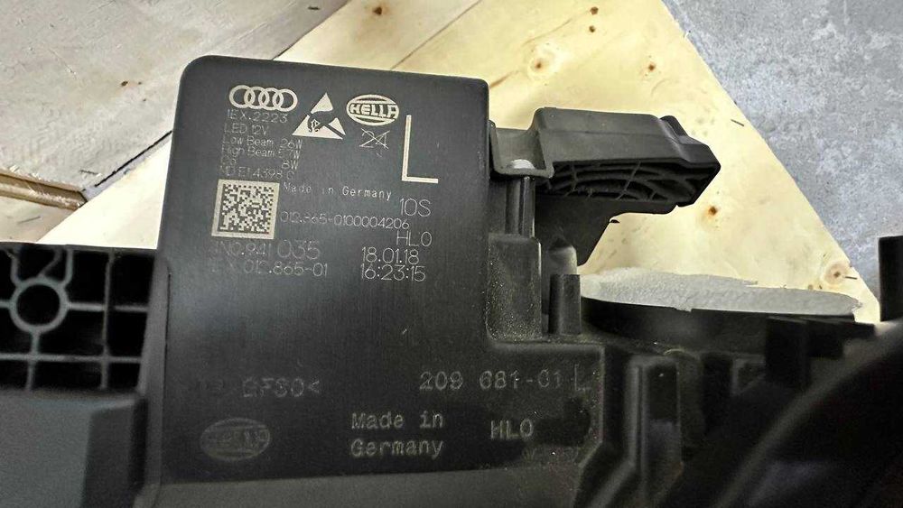 Оптика Фара Фары Фари Audi A8 D5 Matrix Full LED Ауди А8 2017–2024